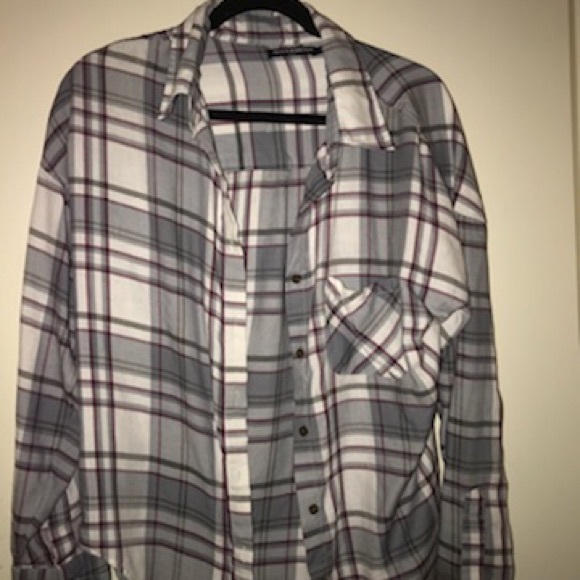 Clothes - Picture 2 of 3